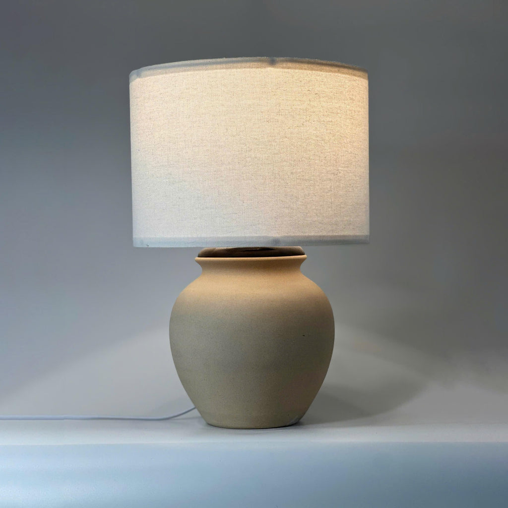 Handmade Cream Ceramic Table Lamp – Bat Trang Pottery Vietnam, minimalist design that fits most interiors and adds warm, timeless decor.
