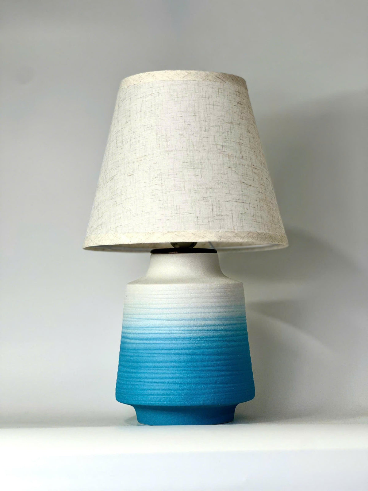 Handmade Ceramic Table Lamp – Ocean Gradient, Bat Trang Pottery, Minimalist Design